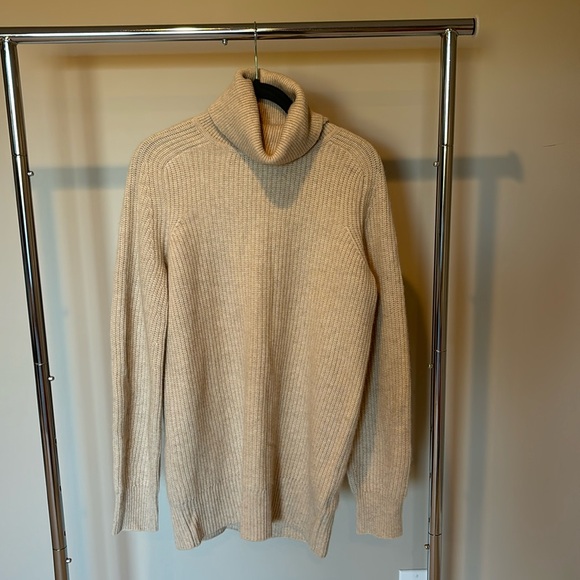 Veronica Beard Avia Cashmere Sweater - Picture 2 of 5